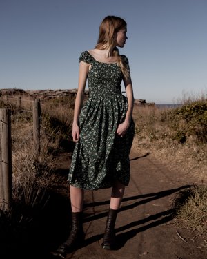 Vera in Meadow Green