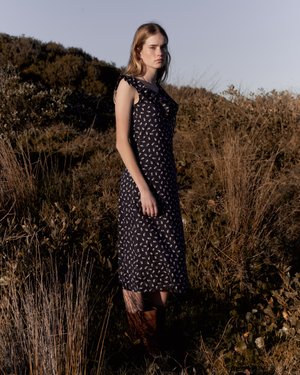 Maisie in Navy Sprig