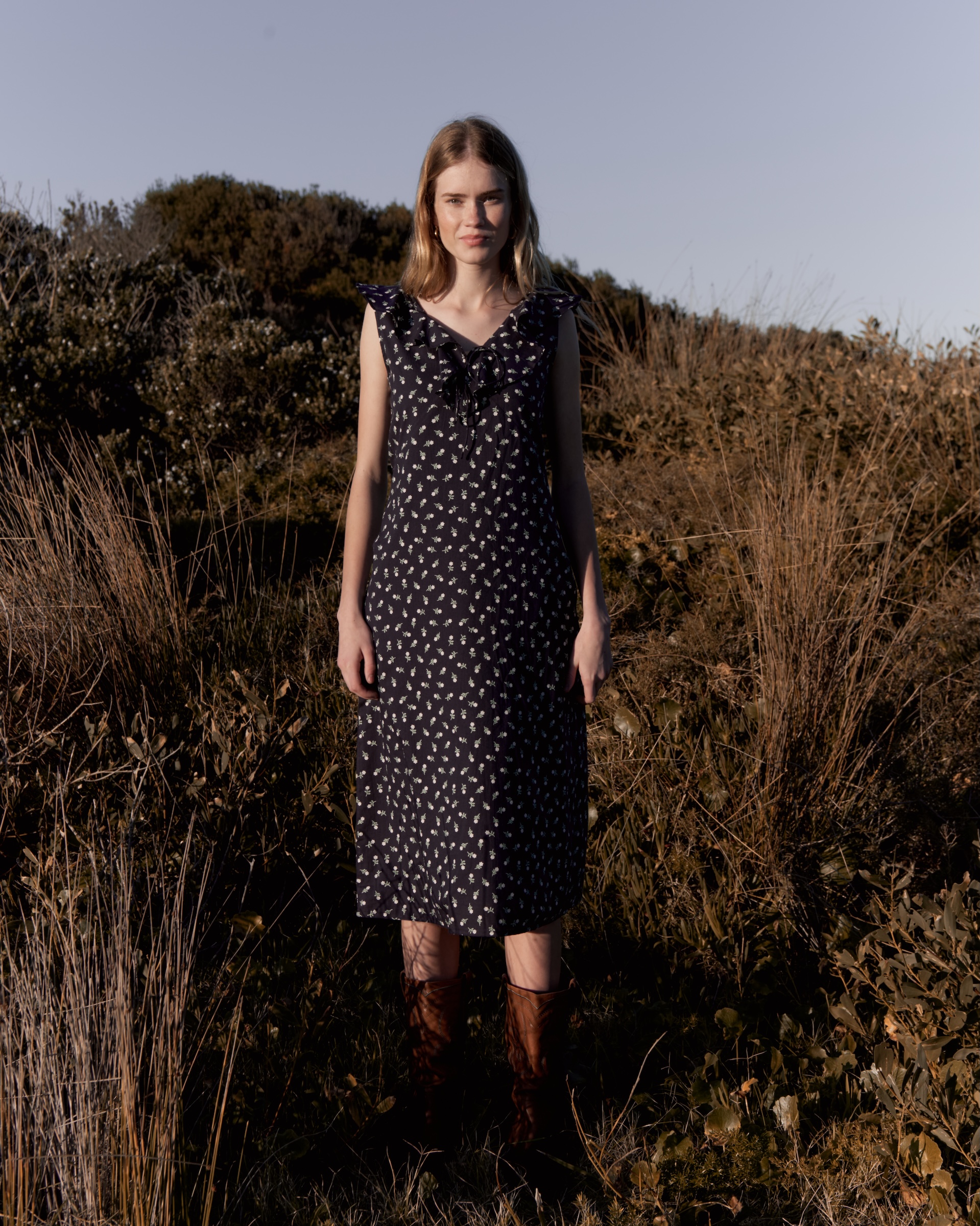 Maisie in Navy Sprig