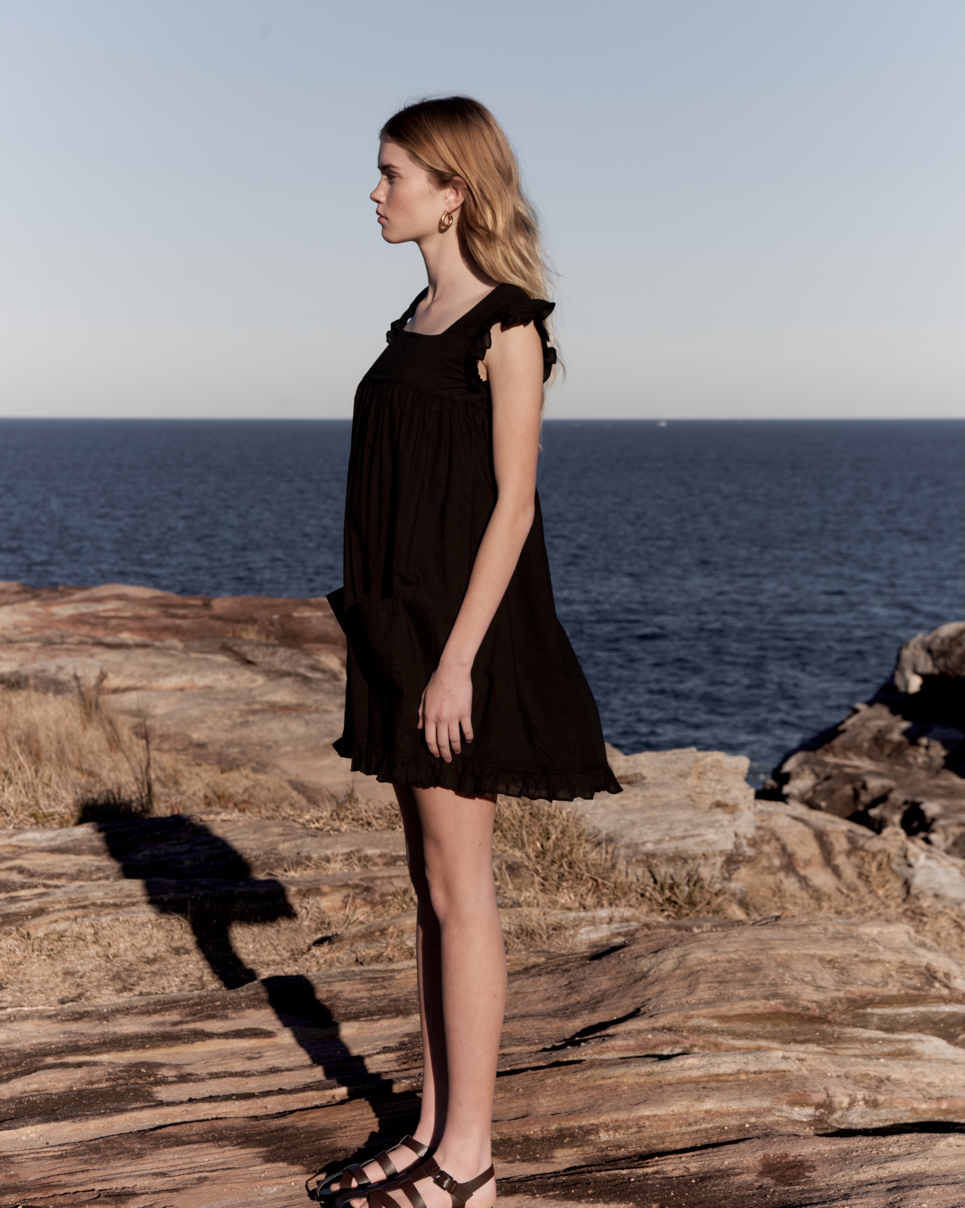 Lilou in Velvet Noir