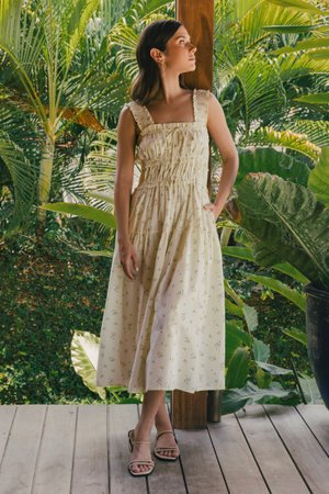 Elodie in Creamfield Bloom